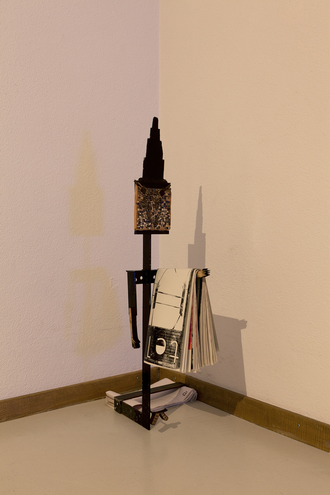 Plattform17 – A Winter School: Detailansicht Konstantinos Sotiriou, Hälfte Halbzeit, 2017