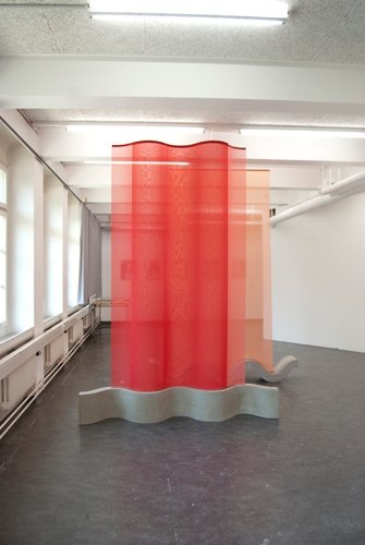 Isadora, Beton und Seide (Zusammenarbeit mit Andreas Selg), 2012