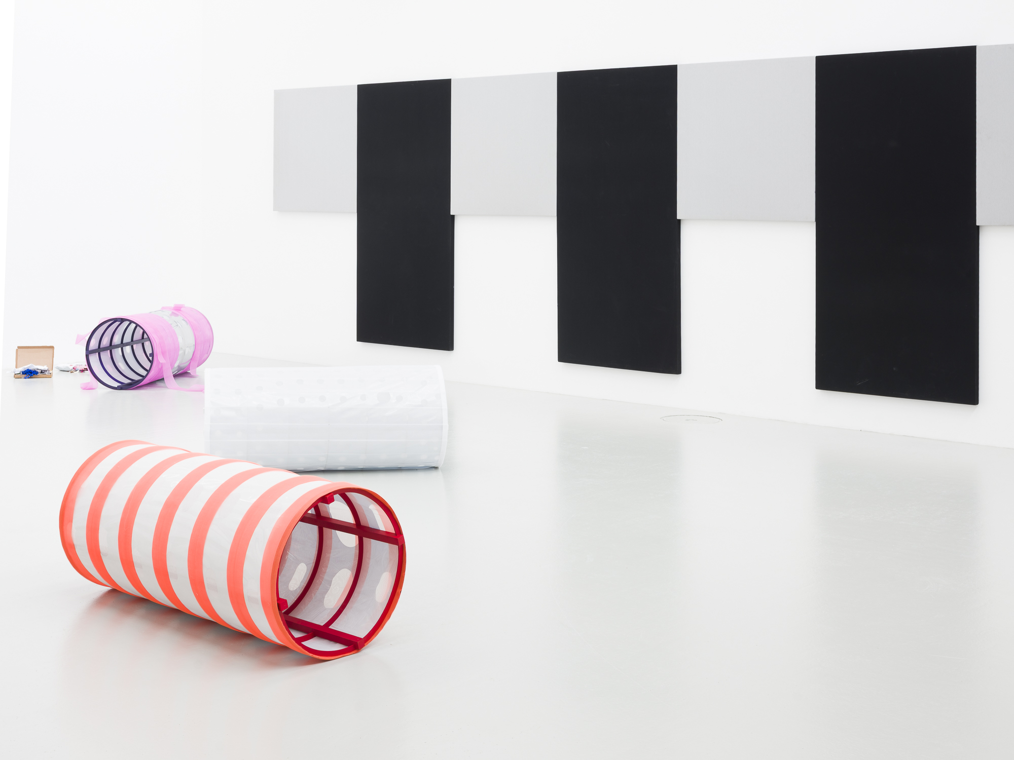 Clara Roumégoux, Plattform25, exhibition view, Centre d’art Neuchâtel, 2025. Photo: Sébastien Verdon.