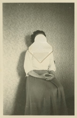 Platzhalter (aus der Serie Welcome Back),
Lambdaprint matt, auf Aluminium aufgezogen,
40 x 26 cm, 2011