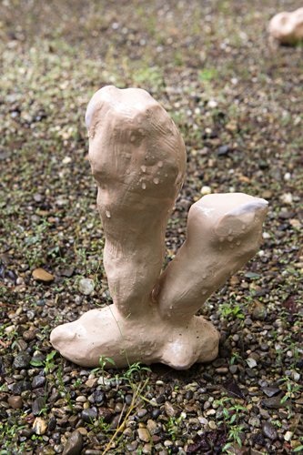 Gina Folly, I want to do to you what spring does
to the cherry tree, Ausstellungsansicht Coalmine
Winterthur, 2014