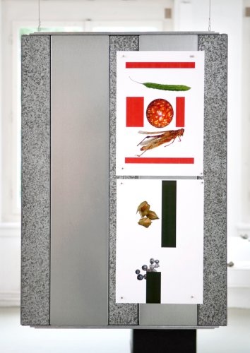 Hot Desk, Inkjetprints, Magnetstifte, Metallblech, 2011