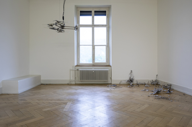 15 minutes of invisible light, ego self service (auto-sabotage of the self), Plattform22 at Kunsthalle Palazzo Liestal, 2022