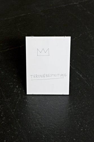 L'avènement pop-trash-conceptuel, dessin, cadre,
bocal nescafé et morceaux de bronze, 2012