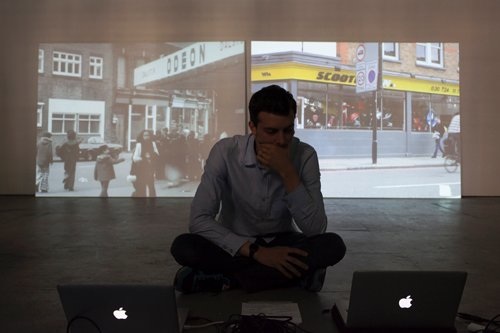 Quentin Lannes, It's a little weird to pretend to talk to you, mixed media slideshow,
HEAD – Genève, 2014 © photographie: Rebecca Bowring