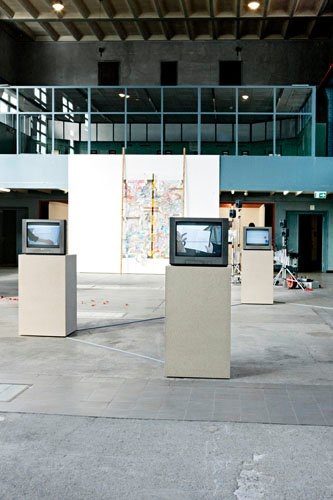 Courses of Action, 3-teilige Videoinstallation, 2011