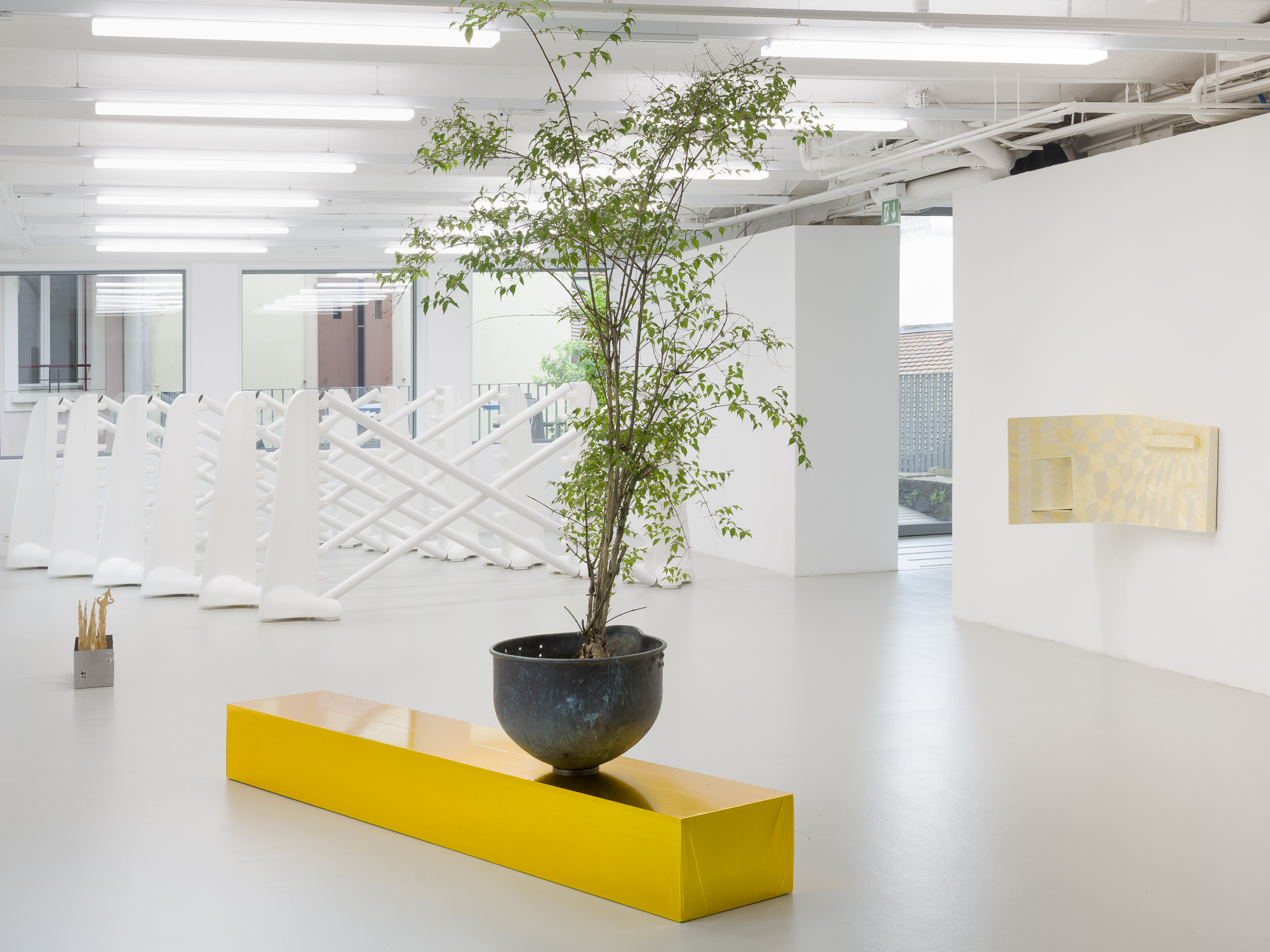 Sophie Nadler und Etienne Eisele, Plattform25, exhibition view, Centre d’art Neuchâtel, 2025. Photo: Sébastien Verdon.