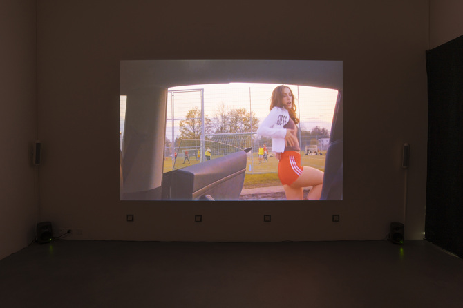 Feelings deluxe (Thilda and Kyu; Morea; Loli; Fabiola; Olivia and Nicole; Carlo, Kyu, Olivia and Nicole; Emma), 2024
© Claude Barrault